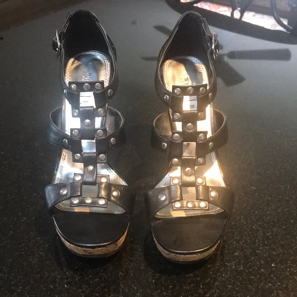 White House Black Market wedge heels